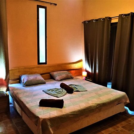 Apartments In Samara Ac Hw 200Mts To The Beach Bagian luar foto