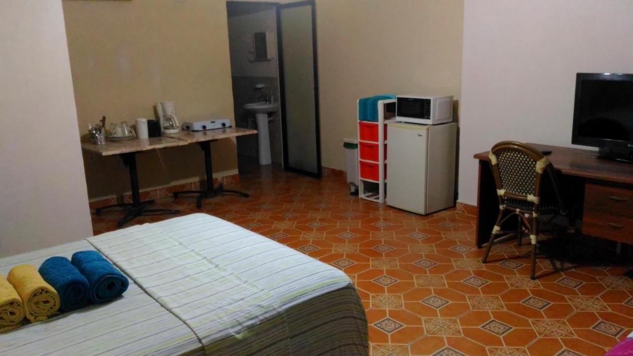 Apartments In Samara Ac Hw 200Mts To The Beach Bagian luar foto